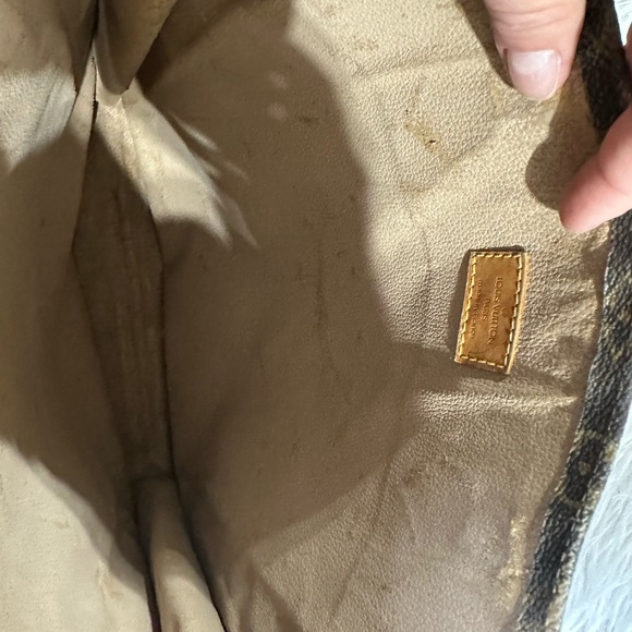 Louis Vuitton Monogram Sac Plat Tote Leather Detail - Picture 6 of 7